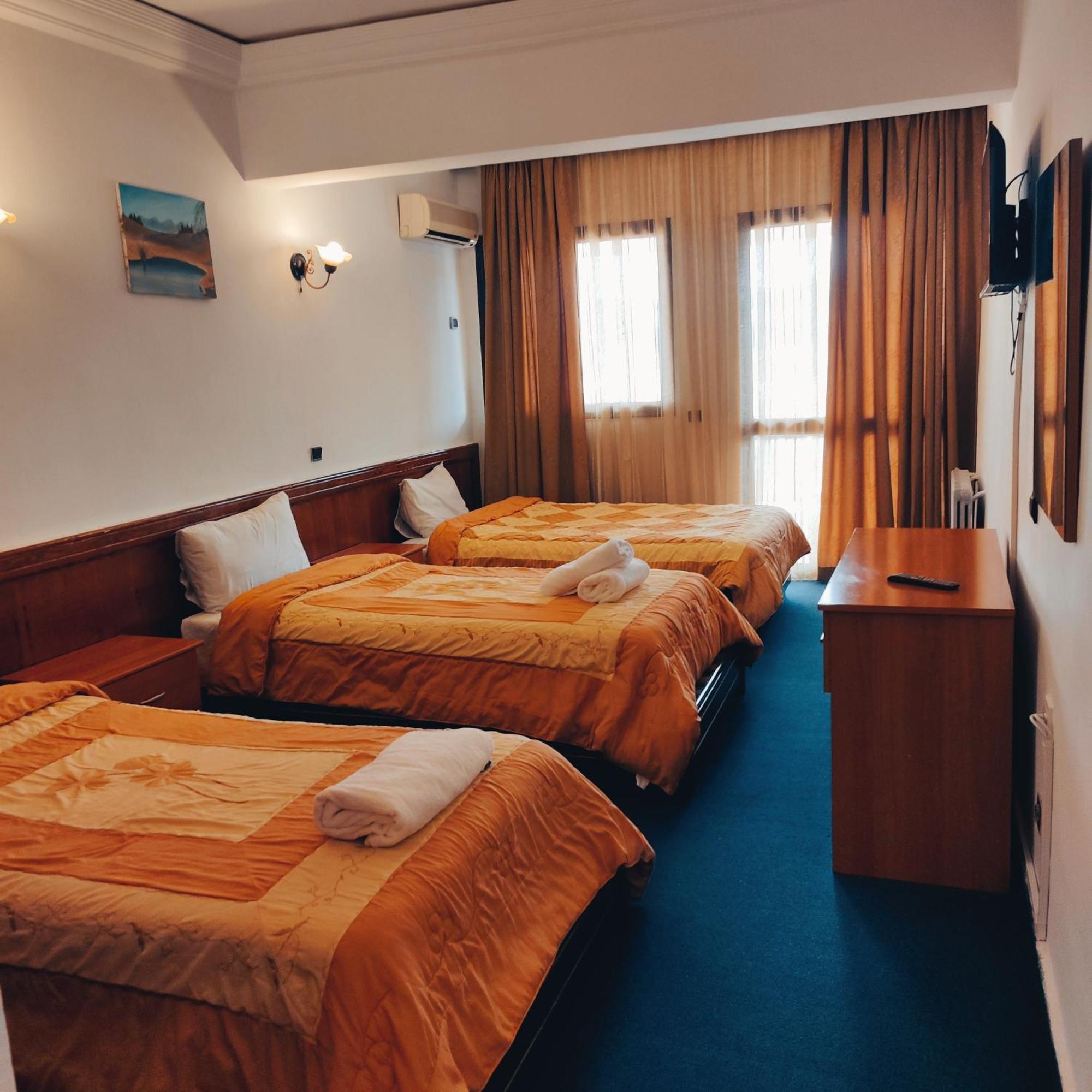 Amrouss Touristic Darmaroc 호텔 아즈루 객실 사진